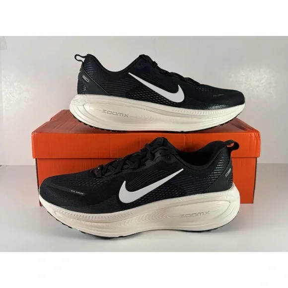Nike Vomero 18 Running Shoes Men's Size 9.5 Black/Summit White HM6803-007 - Picture 1 of 5